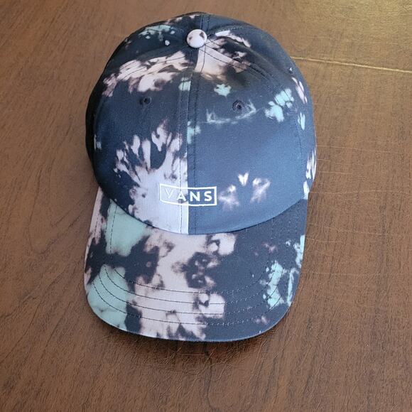 Vans Black, Bleach-Dyed Baseball Cap New, never been used Size adjustable - Picture 7 of 9